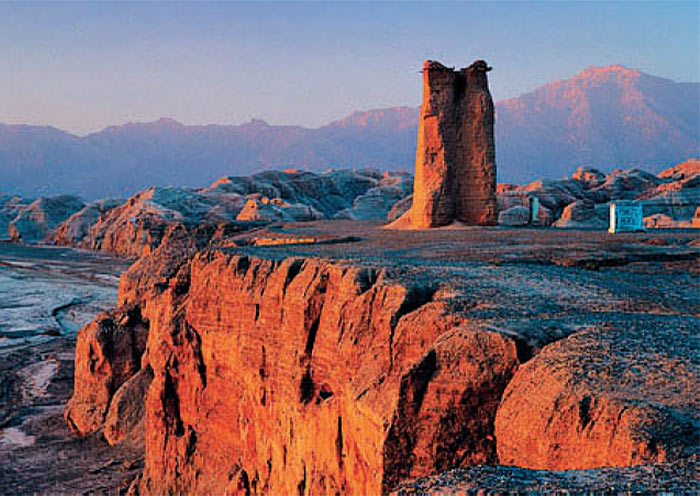 kizil-gaha-beacon-tower-kuqa2