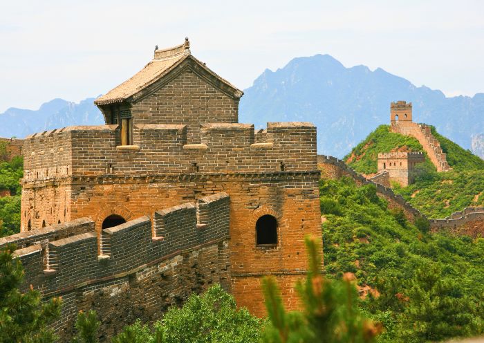 great-wall-between-jinshanling-simatai1
