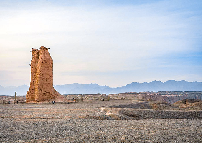 kizil-gaha-beacon-tower-kuqa1