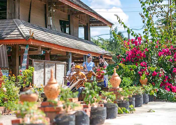 xishuangbanna-manzhang-dai-village1