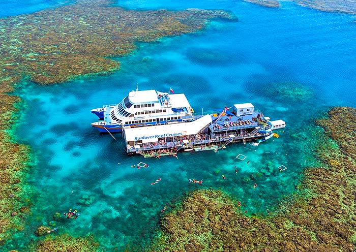 澳大利亞凱恩斯經典四日遊：大堡礁+熱帶雨林公園和精彩遊玩項目