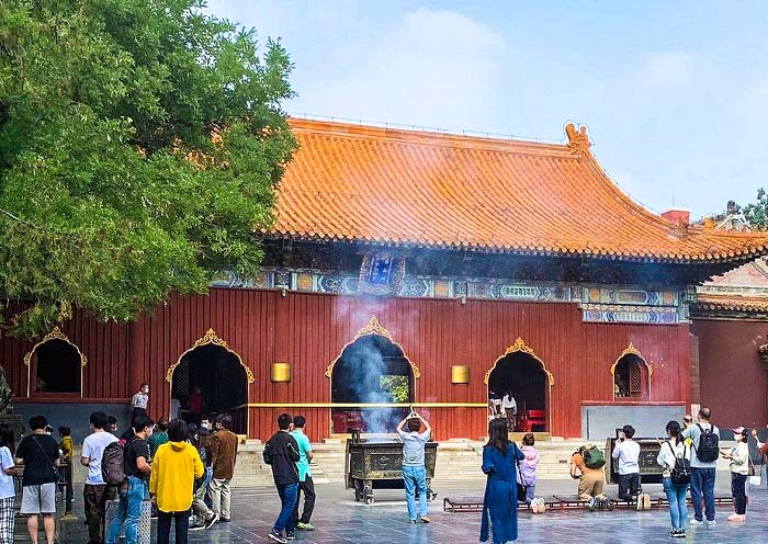 yonghe-palace-beijing1