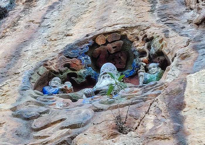 kunming-west-hill-taoist-grotto1