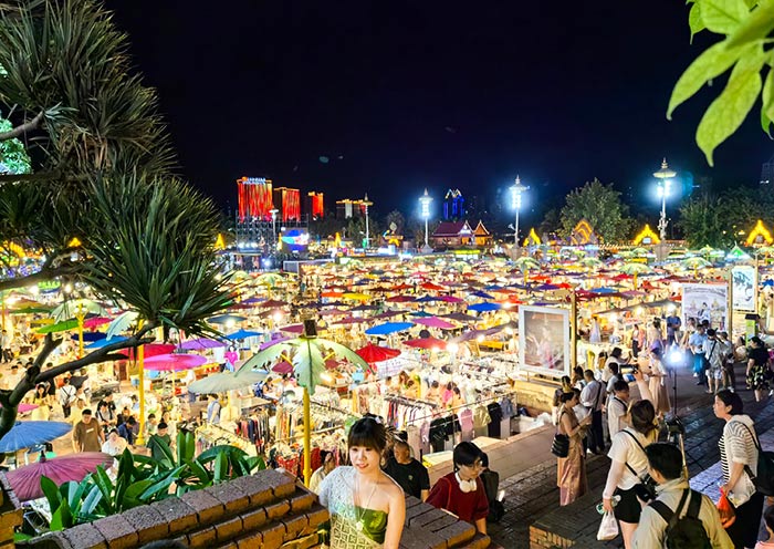 xishuangbanna-night-market1